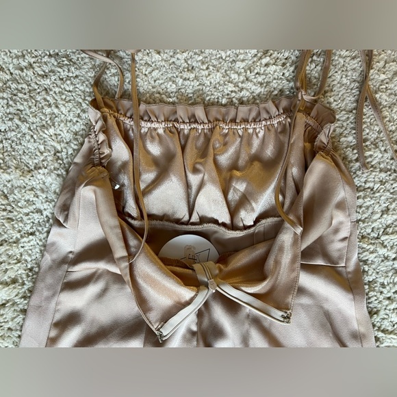 Women’s Medium HYFVE Mini Dress NWT - Picture 6 of 9